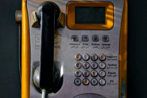 Read more about the article The Gimmick Trap: Why Modern Tech Drives Me Nuts